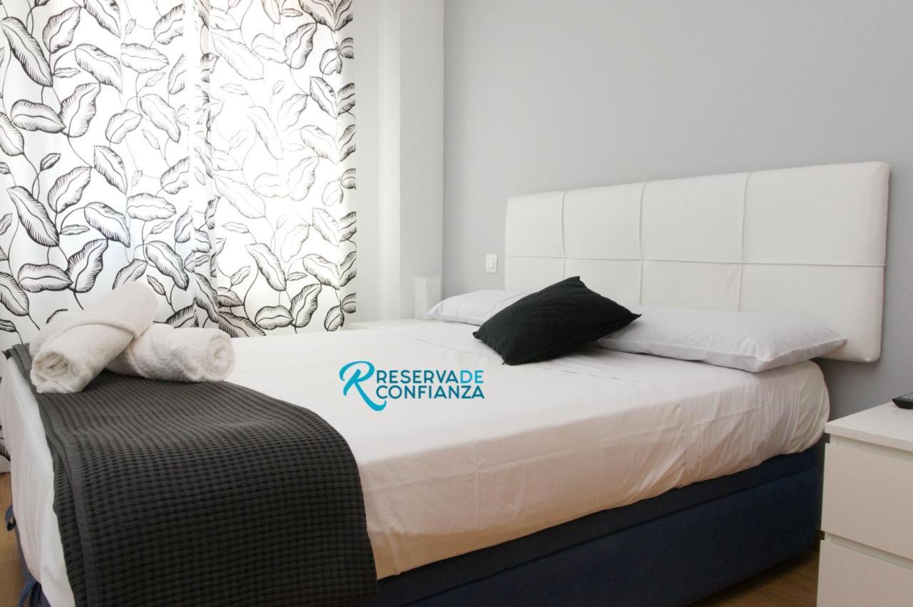 Apartamento Moderno,luminoso con plaza de garaje Madrid Exterior foto